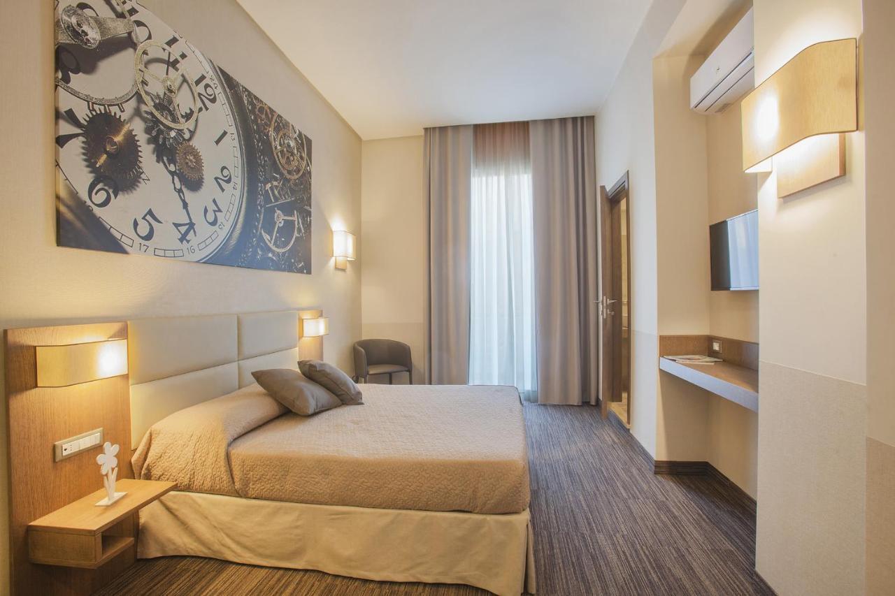 Couette-café Dimora San Felice 3*